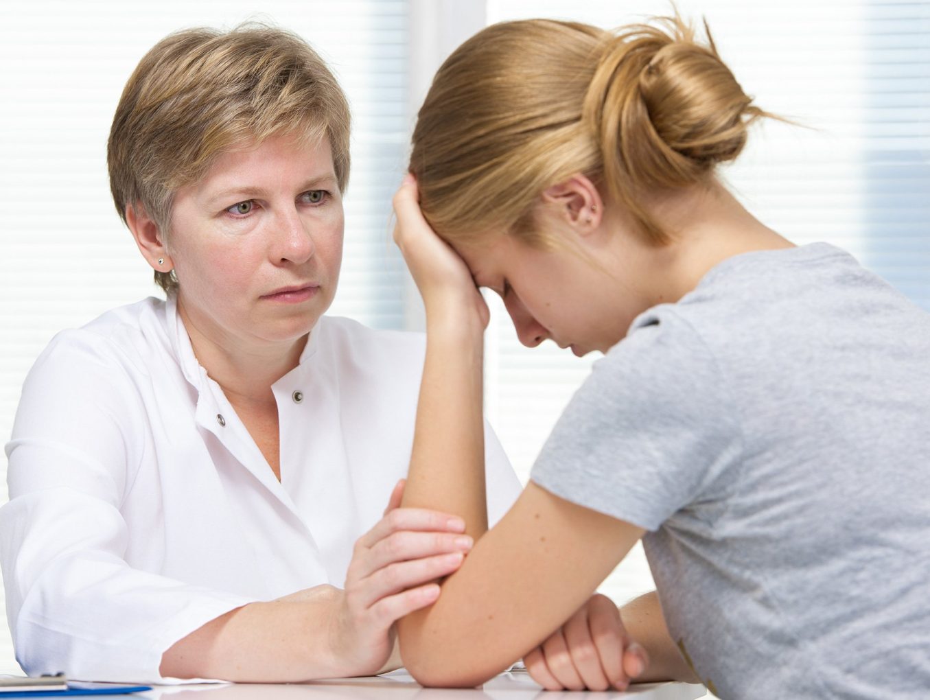 Getting Rid of These Addictions Takes a Few Hypnotherapy Sessions